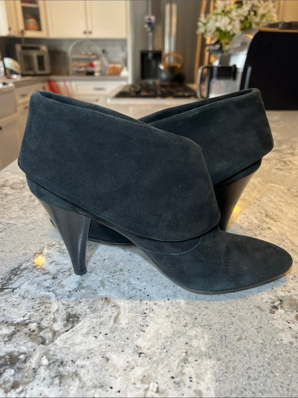 Via Spiga Suri Black Suede Foldover Cuff Ankle Booties - Size 8 EUC
